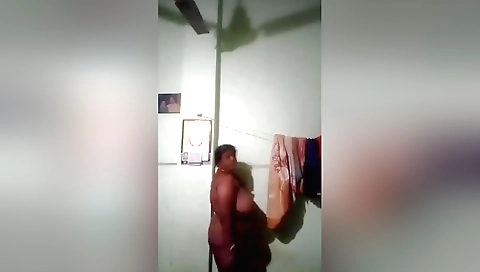 Today Exclusive -desi Bbw Bhabhi Shows Her Boobs And Pussy