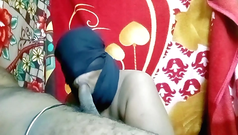 Tamil Wife Sucks Her Husbands Biggest Cock In A Unique Way