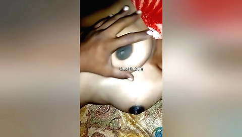 Indian hairy babe touches her hairy pussy and nails