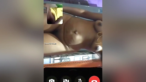 Chubby indian hottie with big boobs fucks on webcam