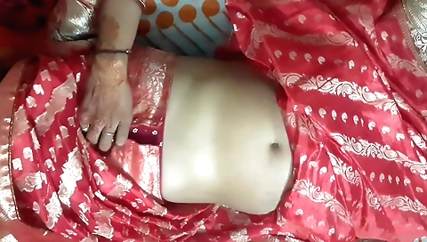 Indian sex toy girl gets fucked with a really passionate hit