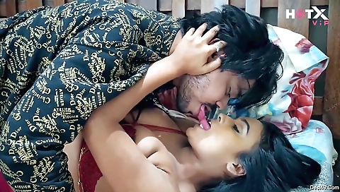 Brunette milf in sexy lingerie gets her pussy licked