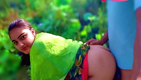 Indian teen 18+ has her pussy deep fucked outdoors