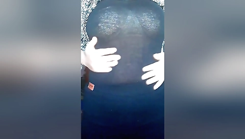 Indian babe makes herself a good time and masturbates