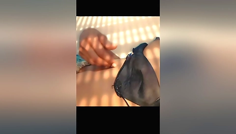 Sexy teen girl with round ass shows her tight pussy