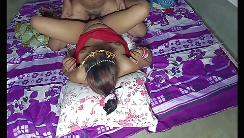 Webcam porn of a brunette babe that fucks in front of her stepbrother