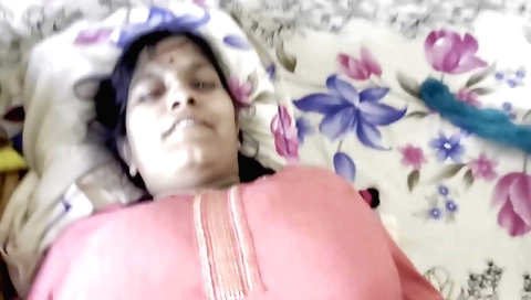 Indian hairy porn scene of brunette with a hairy pussy