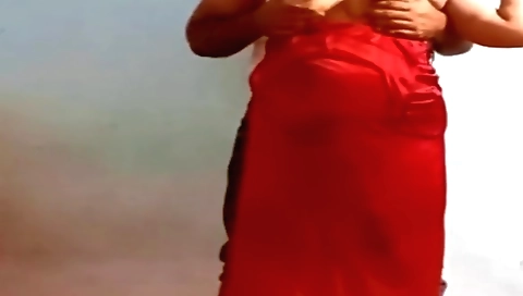 Big ass brunette milf in a beautiful homemade clip