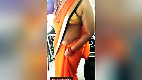 Chubby milf with a sexy body is having fun with her man