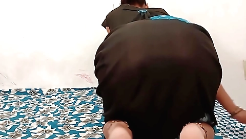 Indian amateur milf video showing her enjoying herself