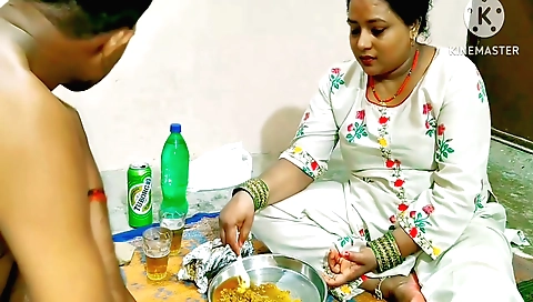 Stepson's dick gets deepthroated by a hot brunette mom