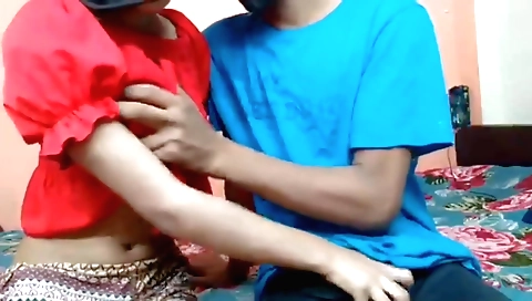 Indian chick handjob for a handsome husband on the web cam