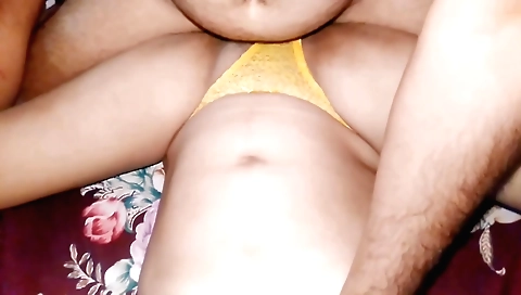 Indian girl in a sexy dress gets her hairy pussy licked