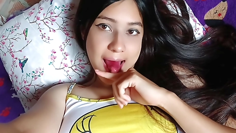 Indian teen amateur porn video with amateur brunette masturbation