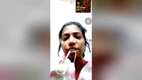 Amateur brunette girl showing boobs in front of webcam