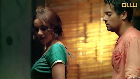 Brunette brunette with a nice body is doing some yoga