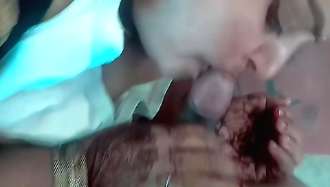 Brunette gets her boyfriend on the bed to get cum in her pussy