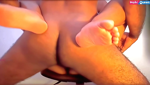 Hot brunette amateur video showing her hairy pussy