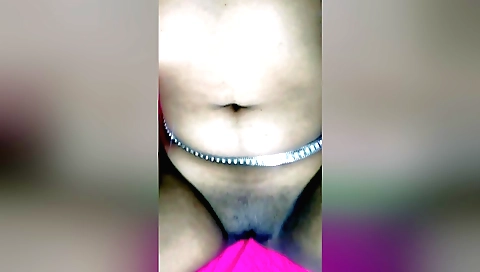 Indian amateur showing her butt and tits in POV video