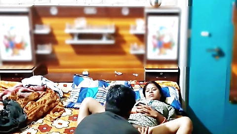 Indian milf is with her stepbrother in an amateur video