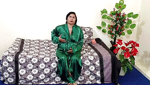 Pakistani teen gets naked and plays with her hairy pussy