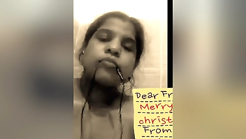 Today Exclusive- Paki Girl Showing Her Boobs And Pussy 2