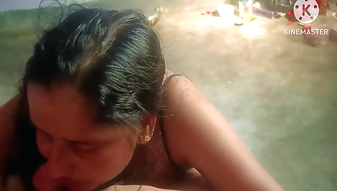 Big ass milf amateur with large natural boobs in a outfit