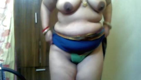 Amateur brunette gets fucked hard in a hot webcam vid