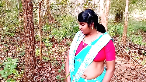 Amateur indian hairy pussy sexing outdoors in the street