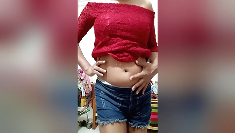 Indian brunette with a big ass is playing with the camera