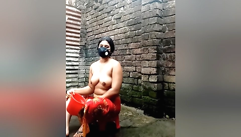 Hot amateur brunette and mature milf stepsister in a bath